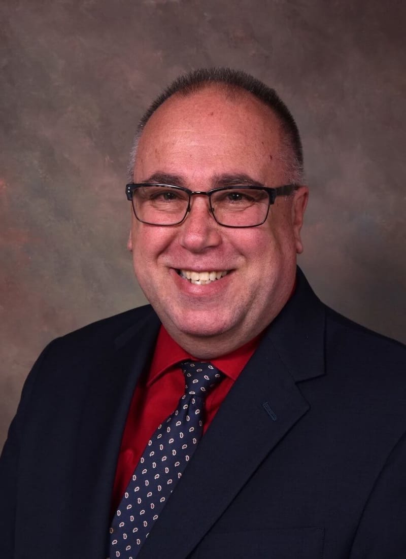 Sal Guglielmello