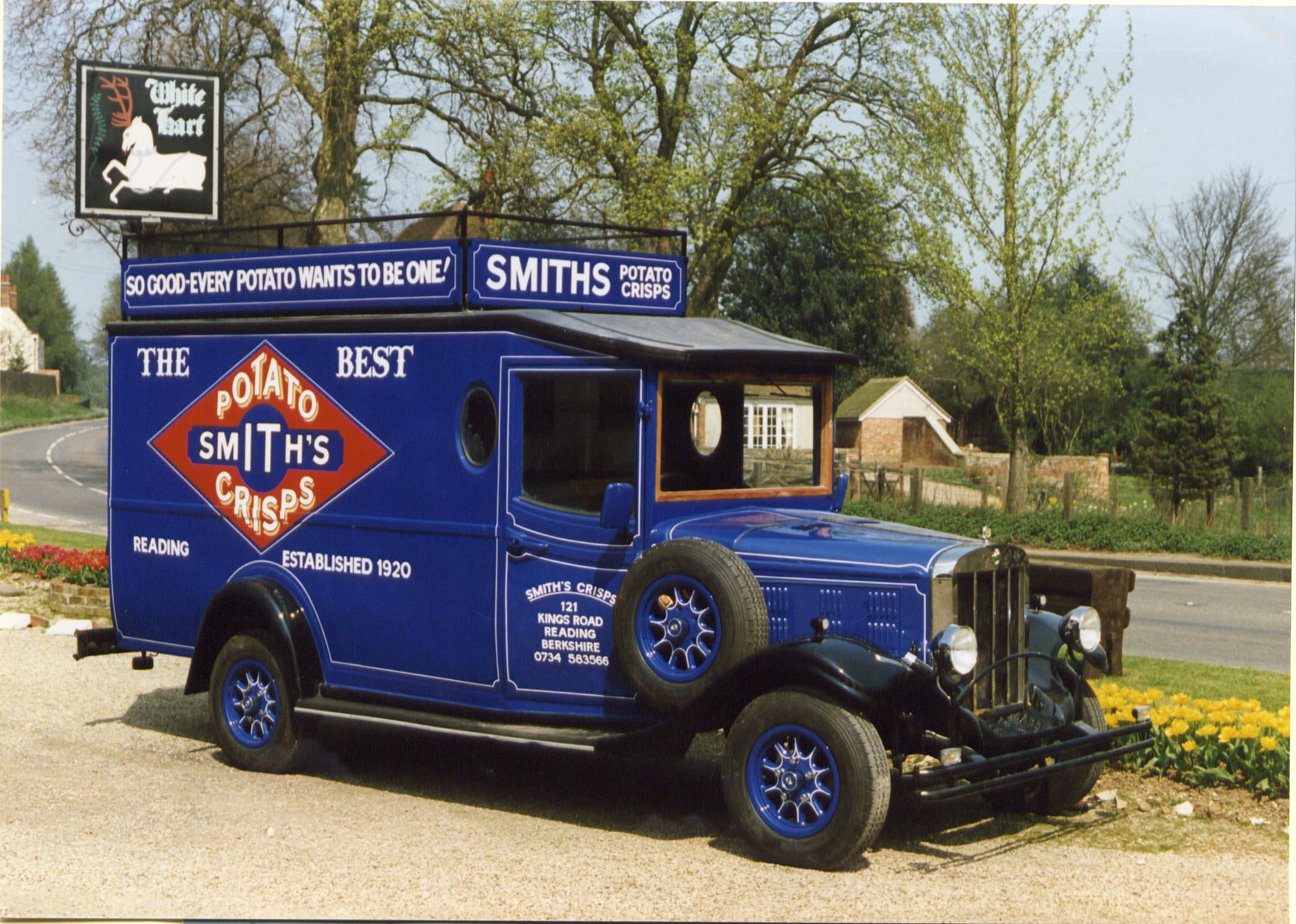 Asquith Van - Smiths Crisps (UK)