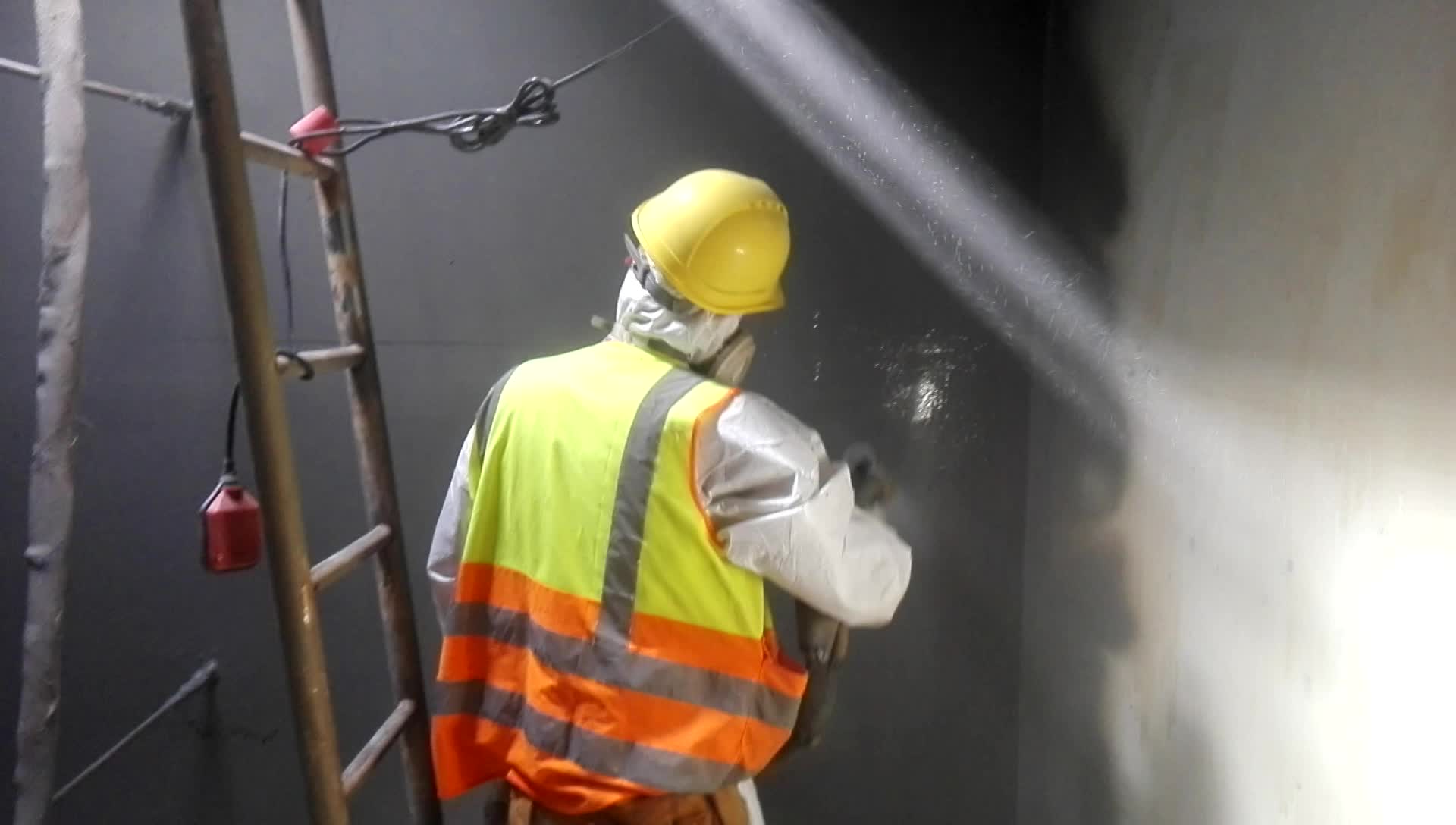 عزل بولي يوريا