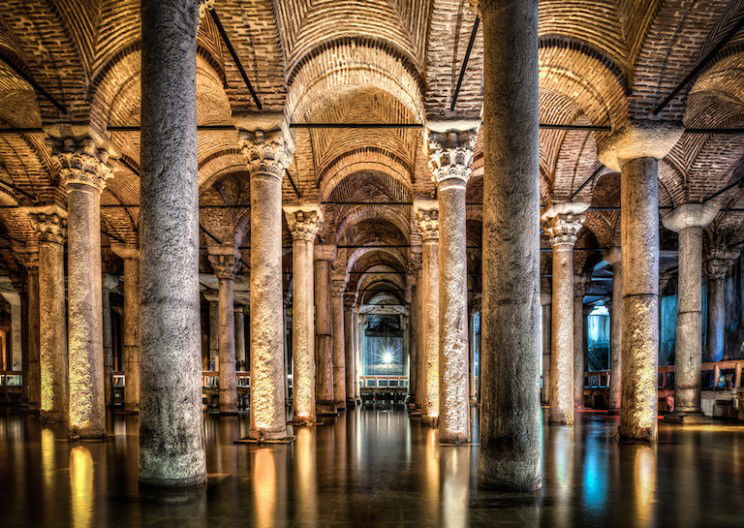 خزان البزايليك   basilica cistern