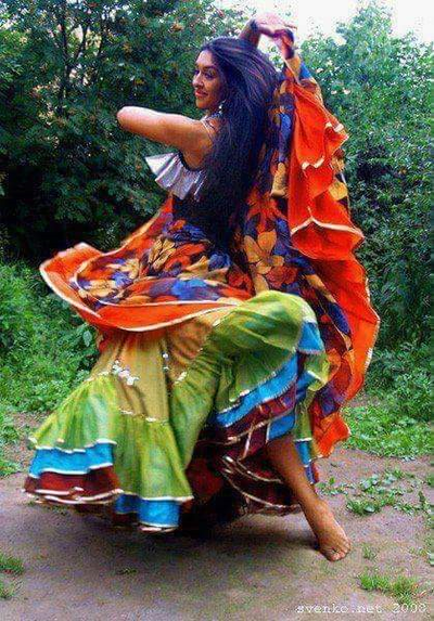 A ENERGIA DA DANÇA CIGANA!