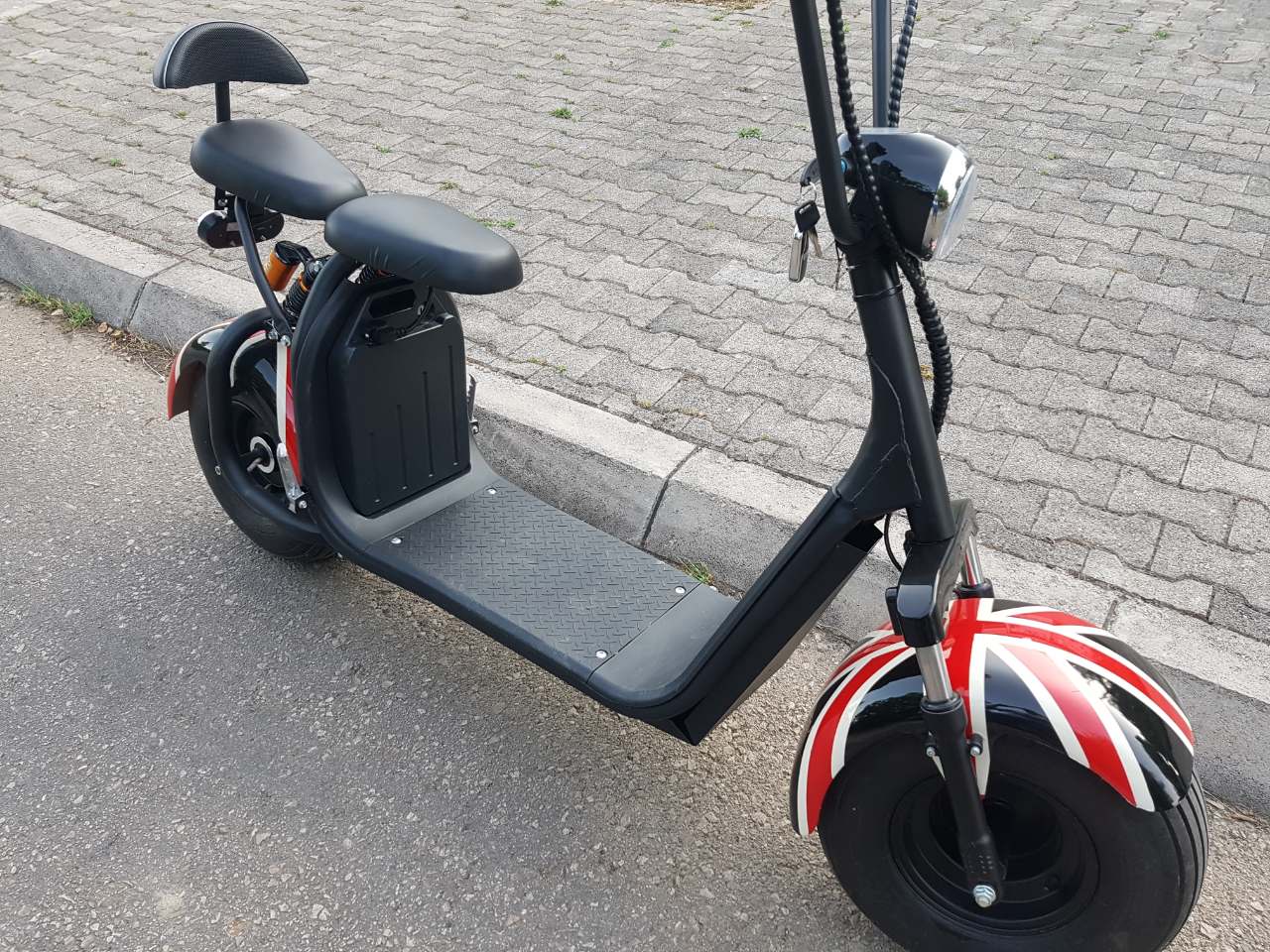 E-SCOOTER