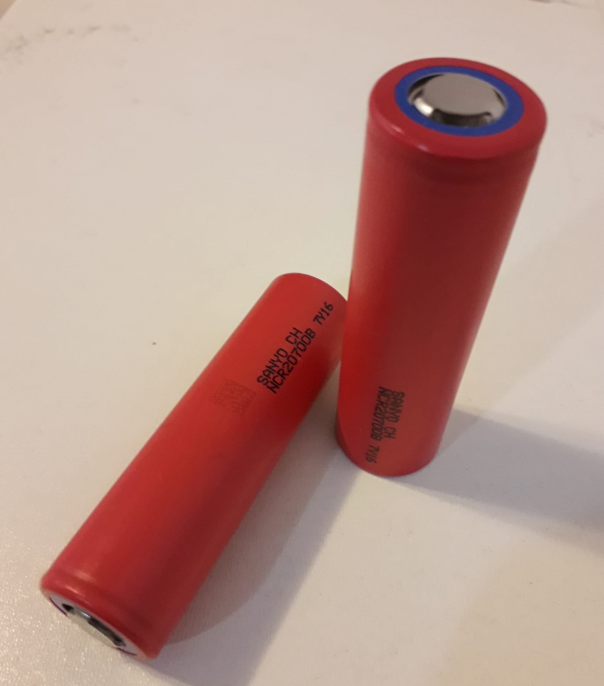 TESLA 20700B 3.7V / 4250 mAh