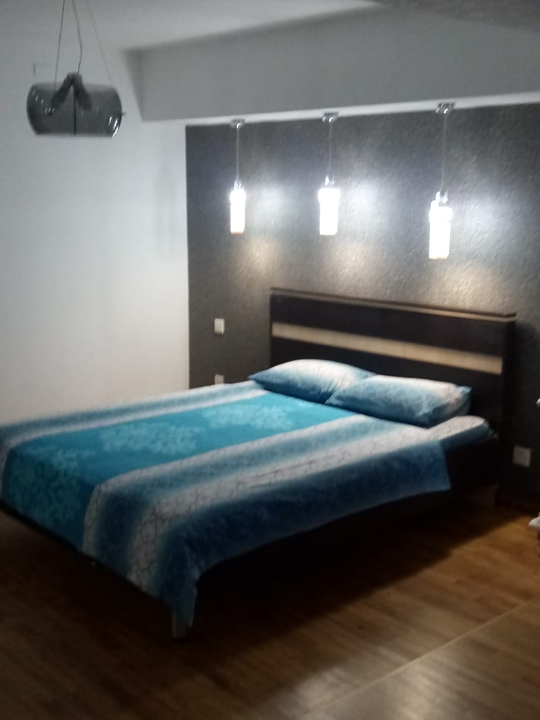 Посуточная 3 комнатная квартира  +994504975260