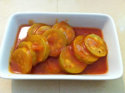 קישוא ברוטב עגבניות