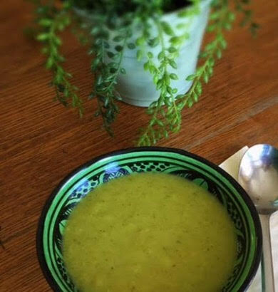 מרק חורפי לאוהבי הכרפס והכוסברה