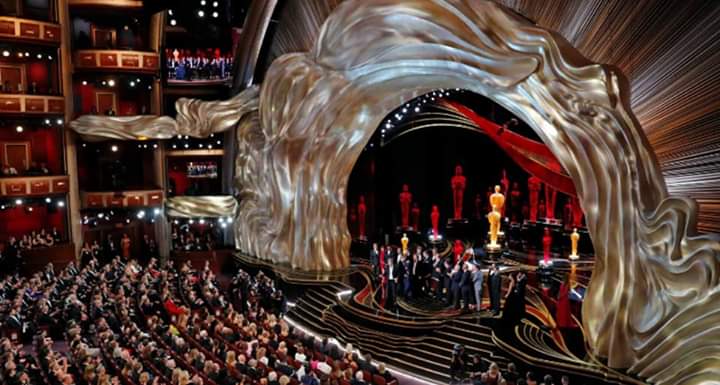Premios Oscar 2019.Vibrante alfombra roja.