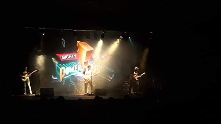 Excelente show de Nani Night.