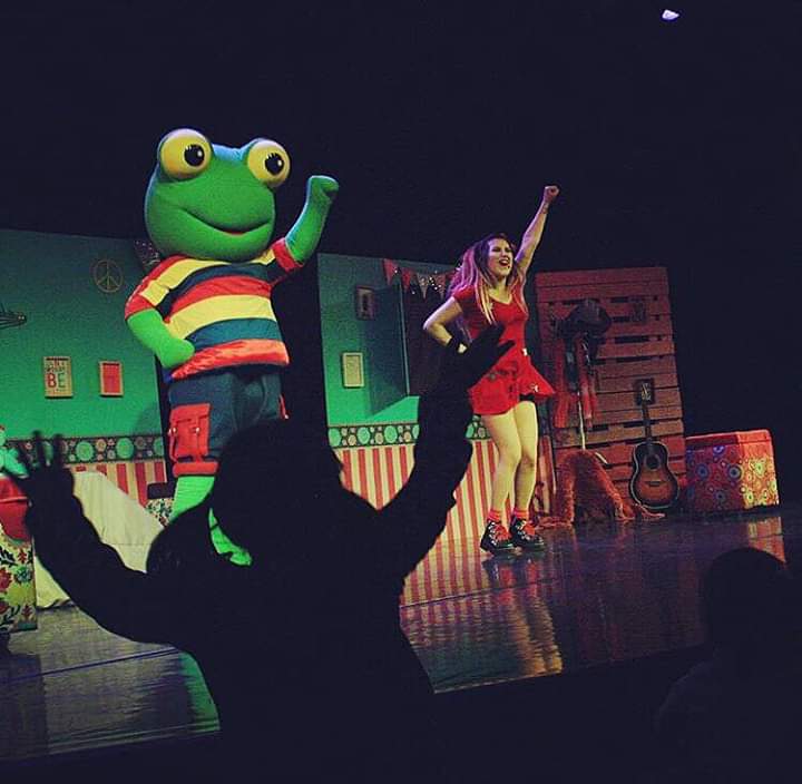 BAILANDO CON JULIETA “LOS HITS DE LOS CHICOS”.Un Musical para toda la familia, de los creadores de @cantandoconadriana