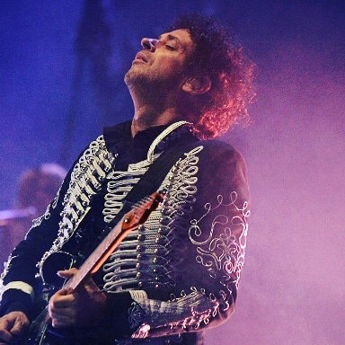 Gustavo Cerati cumpliría 60 años: lo recordamos con cinco de sus grandes hits.