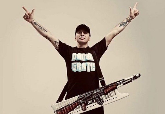 Pablo Lescano sigue internado y esperan que se mejore para su show en el Luna Park.