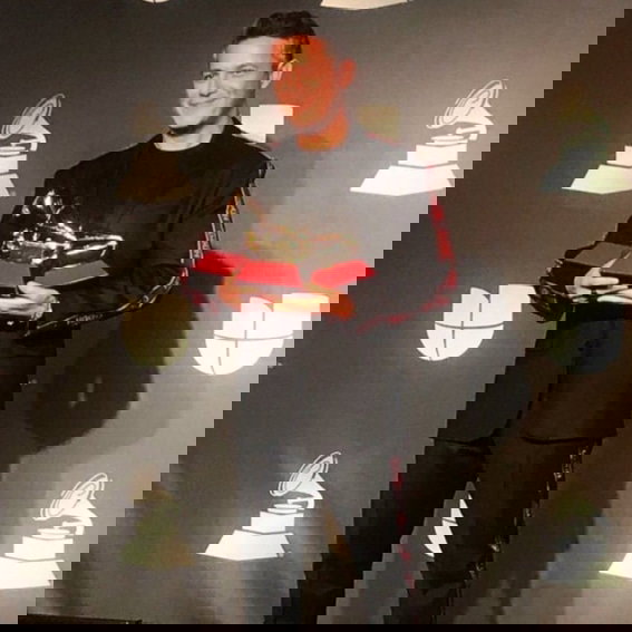 Rosalía y Alejandro Sanz, en lo más alto de los Latin Grammy.