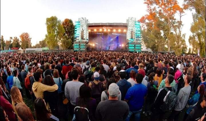 Julieta Venegas y Louta, entre los mejores shows del fin de semana.