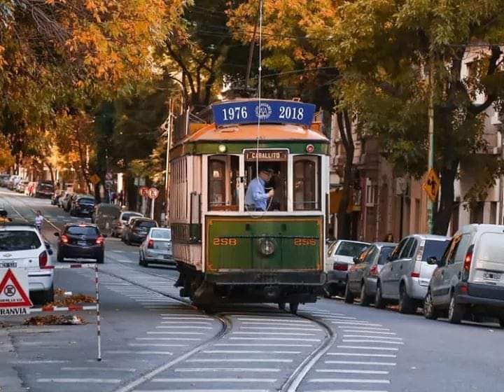 Paseos gratis en tranvía histórico.  Salidas en Buenos Aires.