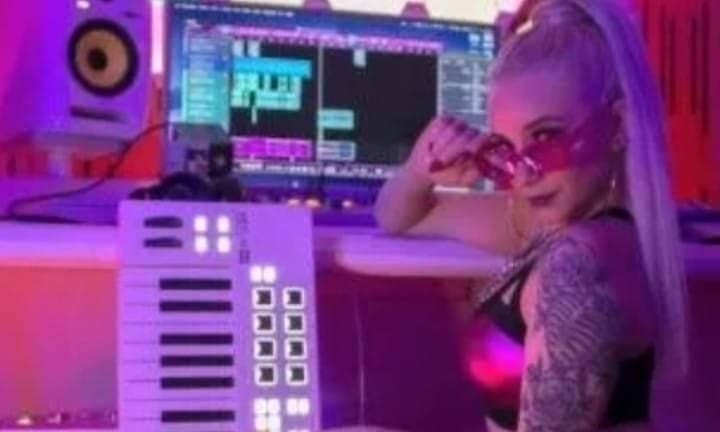 Kitty: Me convencieron de que tenía que irme de 'Las Culisueltas'.