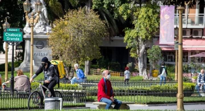 Vivir con la pandemia: cómo se transforma el AMBA para la "reactivación con distancia social".