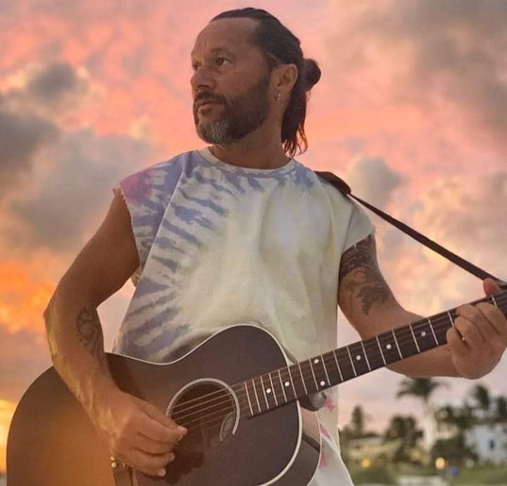 Diego Torres estrenó “Amanece”.