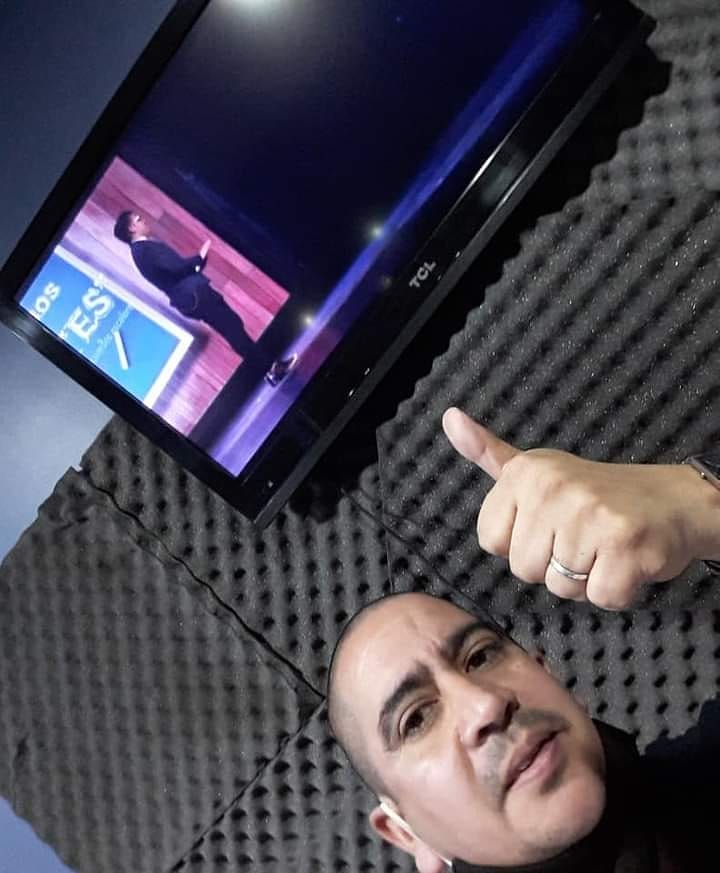 Disfrutamos un excelente show por streaming "Sean eternos los docentes"