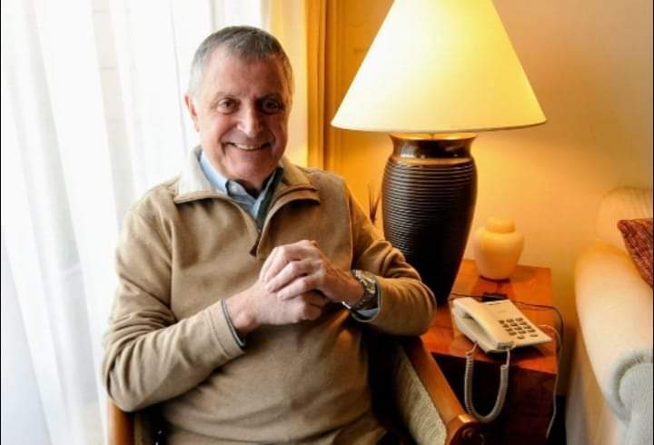 Murió por coronavirus Gino Renni.