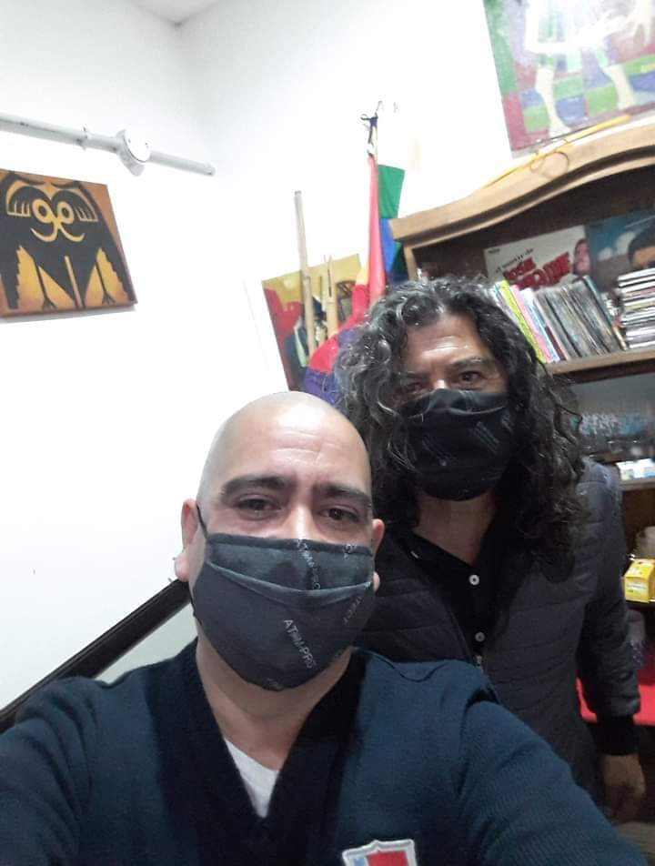 Compartimos y disfrutamos una gran noche del día del Folclore en el Teatro.