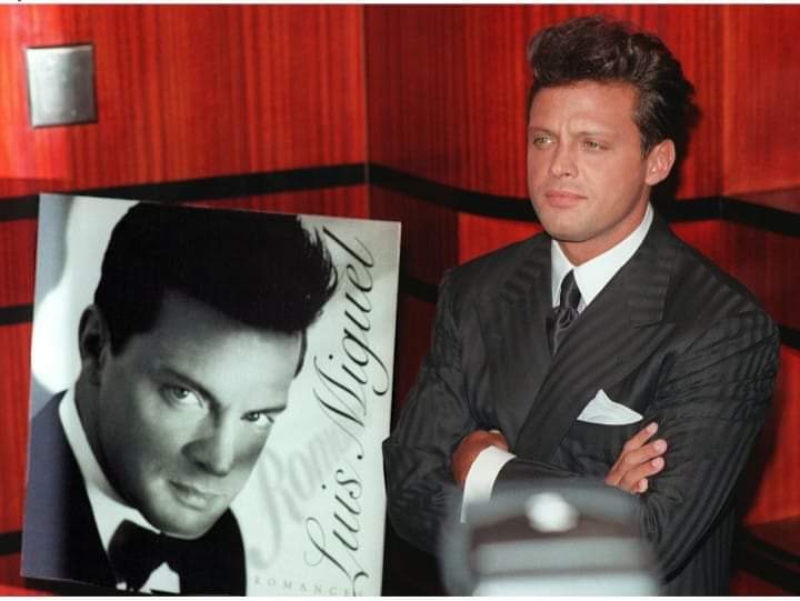 Uno de los cantantes Latinos más importantes, Luis Miguel.