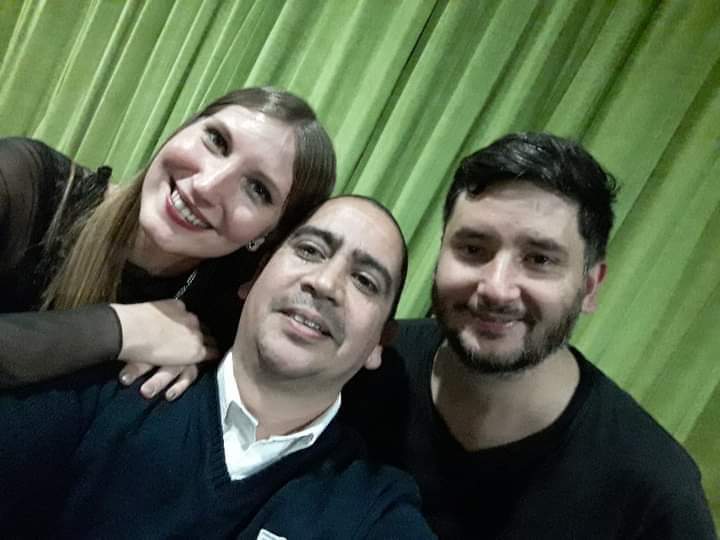 👉 Junto a dos grosos, dos excelentes artistas y personas, Michelle y Cristián.