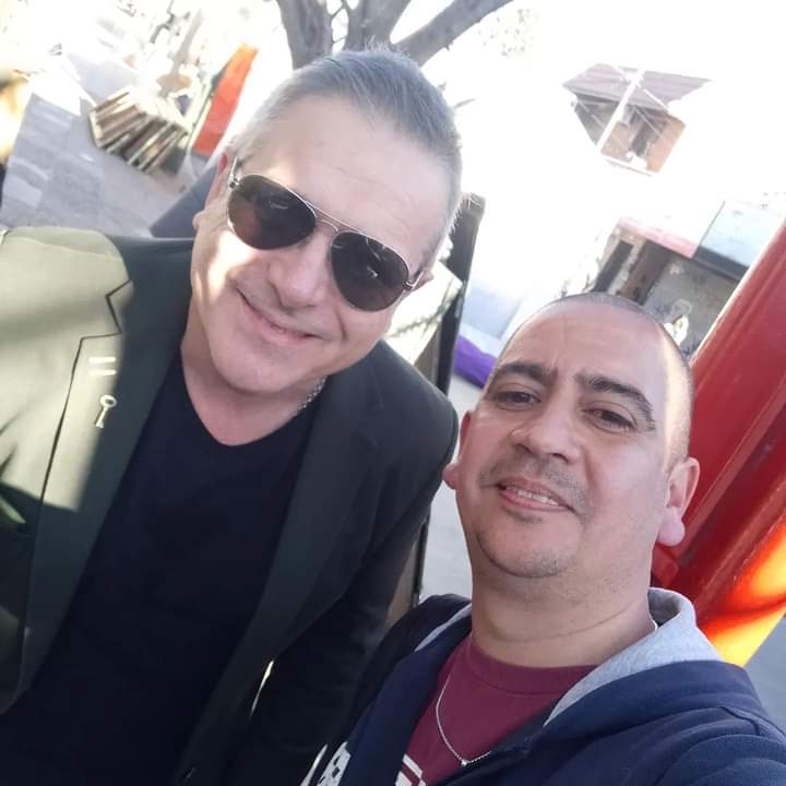 👉 Disfrutando junto a un gran locutor, periodista de radio y tv, Eduardo Battaglia.