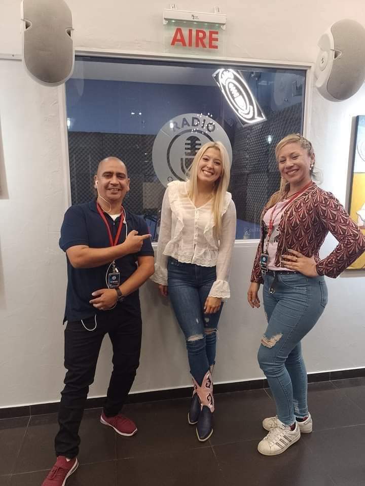 👉 Excelente entrevista disfrutamos en vivo en el Programa, Vibra!