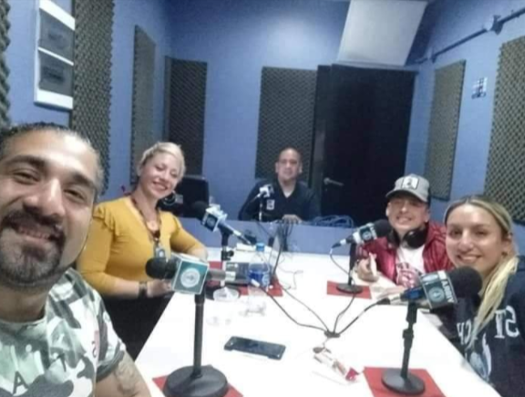 👉 Disfrutamos excelente momento junto a un gran equipo de Producción.