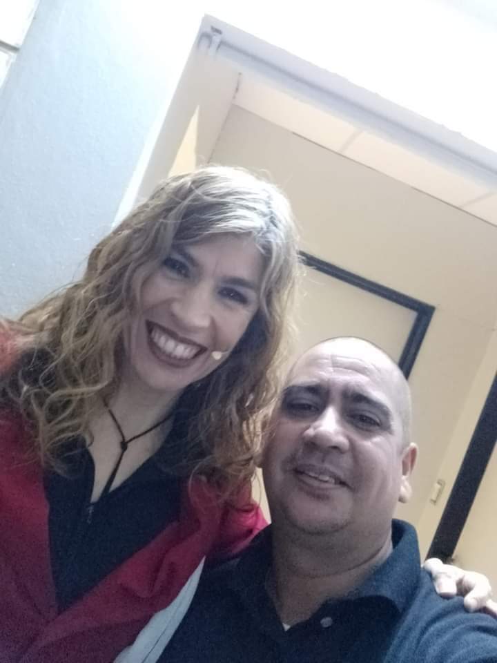 👉 Junto a Eugenia Palacio, excelente maga.