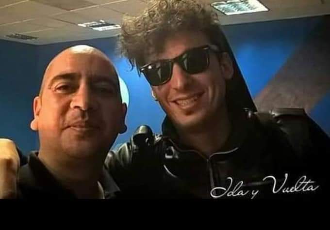 👉🏽 Junto a un gran artista y excelente cantante Frans!