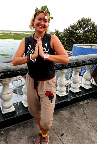 Já ŽENA... Bohyně... Posvátná žena. Oslavujeme se.