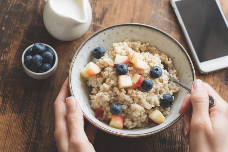 Make Healthy Breakfast with These Nutrition Tips