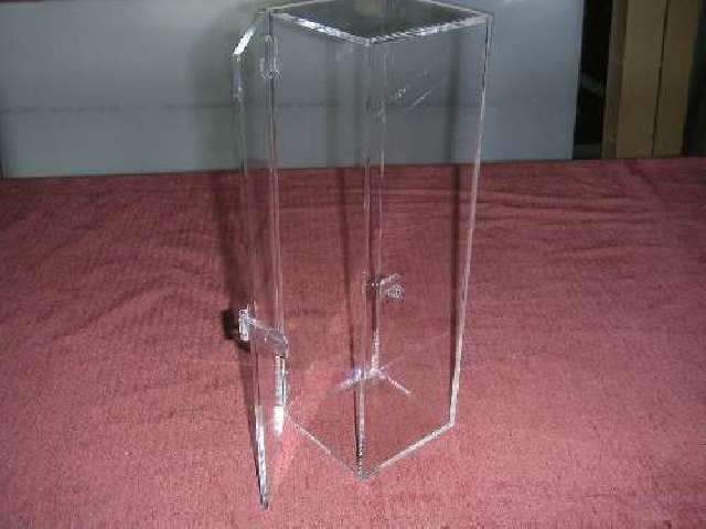Clear Acrylic Box w/ Clasp Lock Door