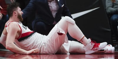 FRACTURADO Y GOLPEADO JUGADOR DE LA NBA image