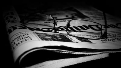 El PERIODISMO EN COLOMBIA PROFESIÓN DE TRINCHERAS. image