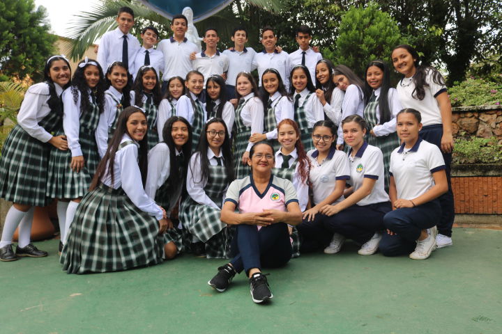 CONMEMORACIÓN DÍA DEL IDIOMA