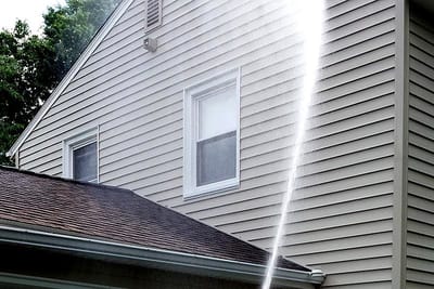 How to Power Wash a House: Tips and Tricks from the Experts
