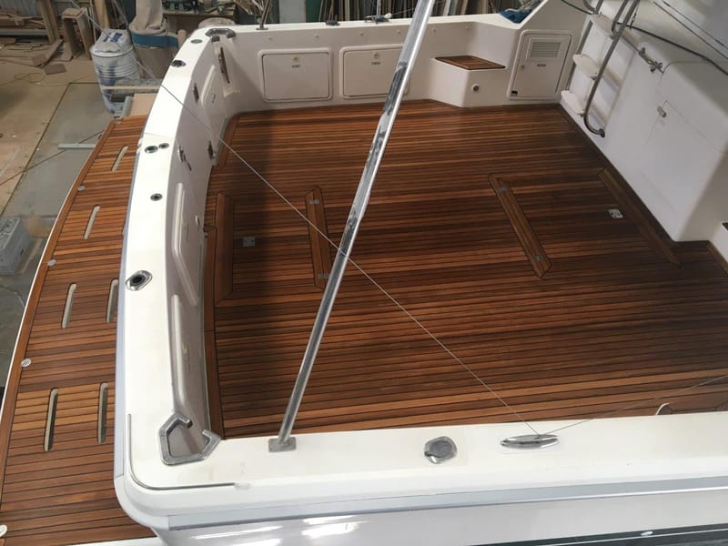 TEAK DECKING & MARINE DECK 2000