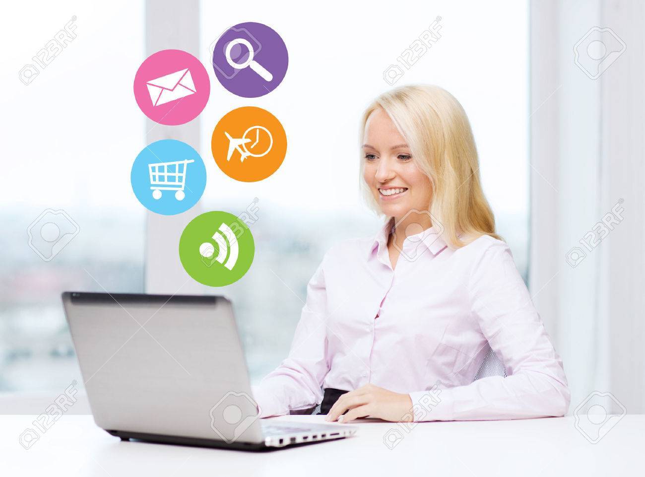 Improve Web Presence and Customer Experience with Live Chat Support Services