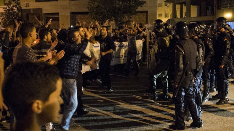 La manif chez eux et chez nous