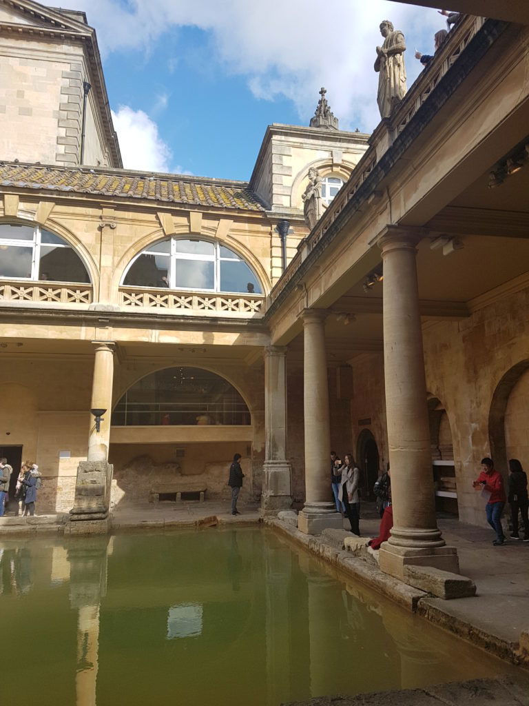 Les bains romains de la ville de Bath
