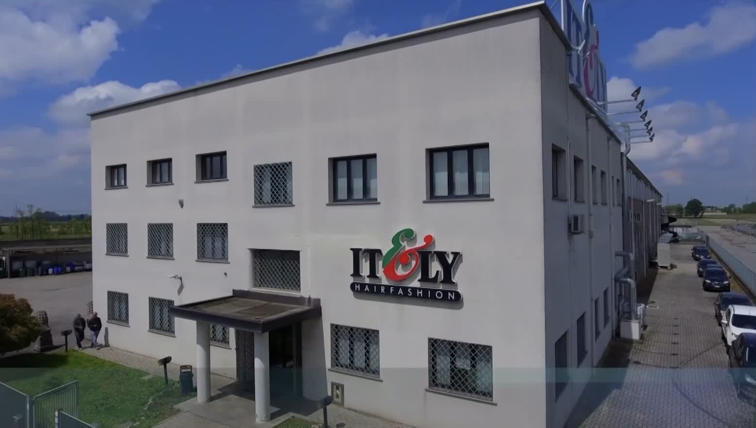 אודות video thumbnail