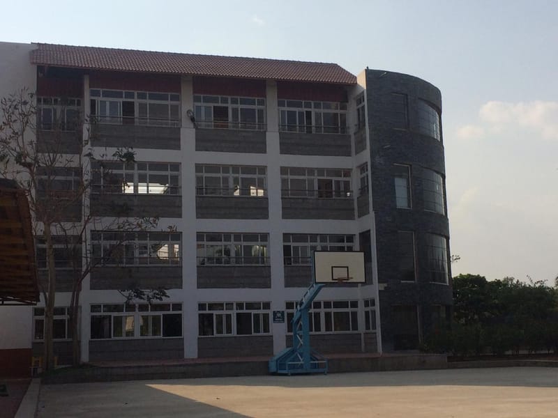 ALUMINIUM PARTITION SUIT