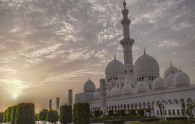 Reasons to Visit Abu Dhabi, Dubai