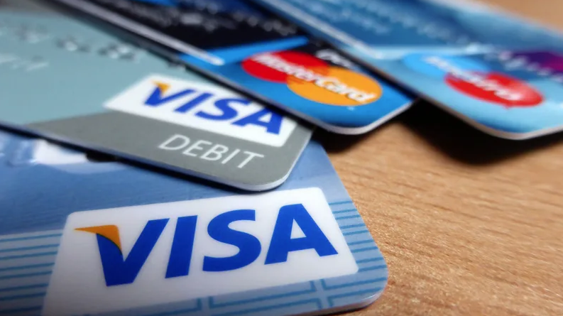 Best Credit Cards for Expats Living In UAE