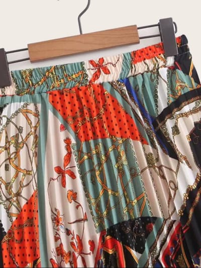 Las faldas plisadas marcan tendencia.