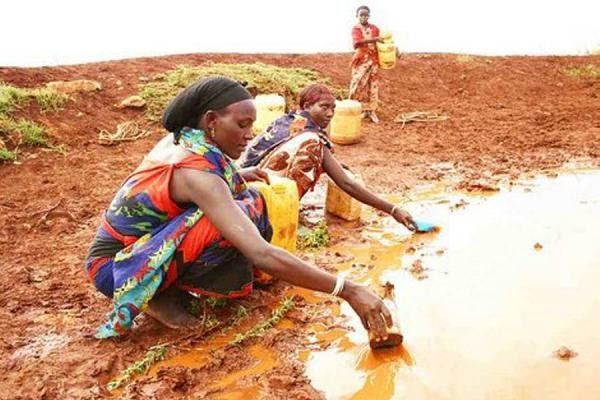 EXPERIENCIAS DE ORGANIZACIÓN COMUNITARIA DE MUJERES EN KENIA ACCESO A LA TIERRA EN UN CONTEXTO  DE VIH Y EL SIDA