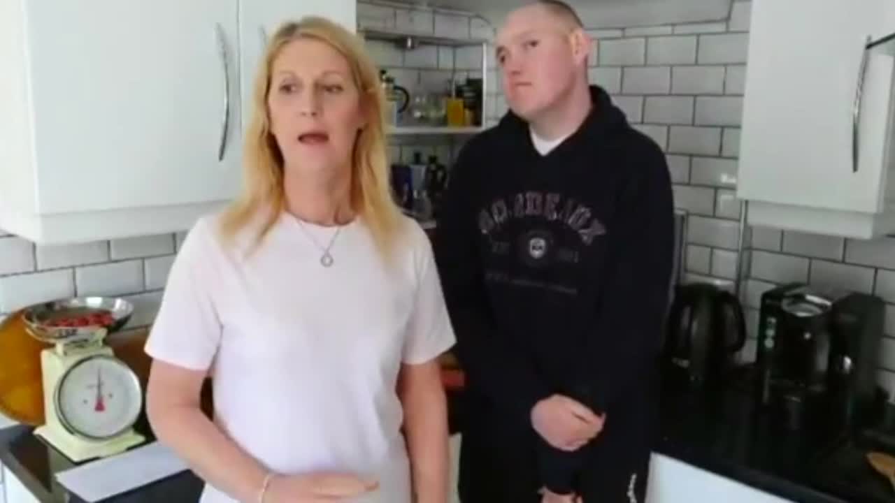 01) Cook the Sausages