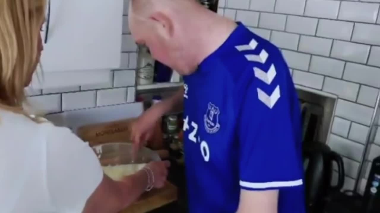 08) Whisk the Mixture and Remove Biscuit base from the Oven